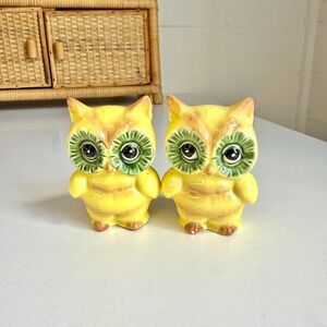 Vintage Owl Salt and Pepper Shakers Lefton Japan Yellow Green Big Eyed Owls MCM